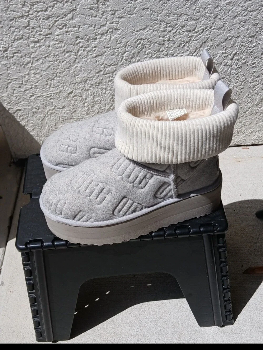 UGG Coversho Knit Cuff Mini Boots Size(US9)- Grey/cream